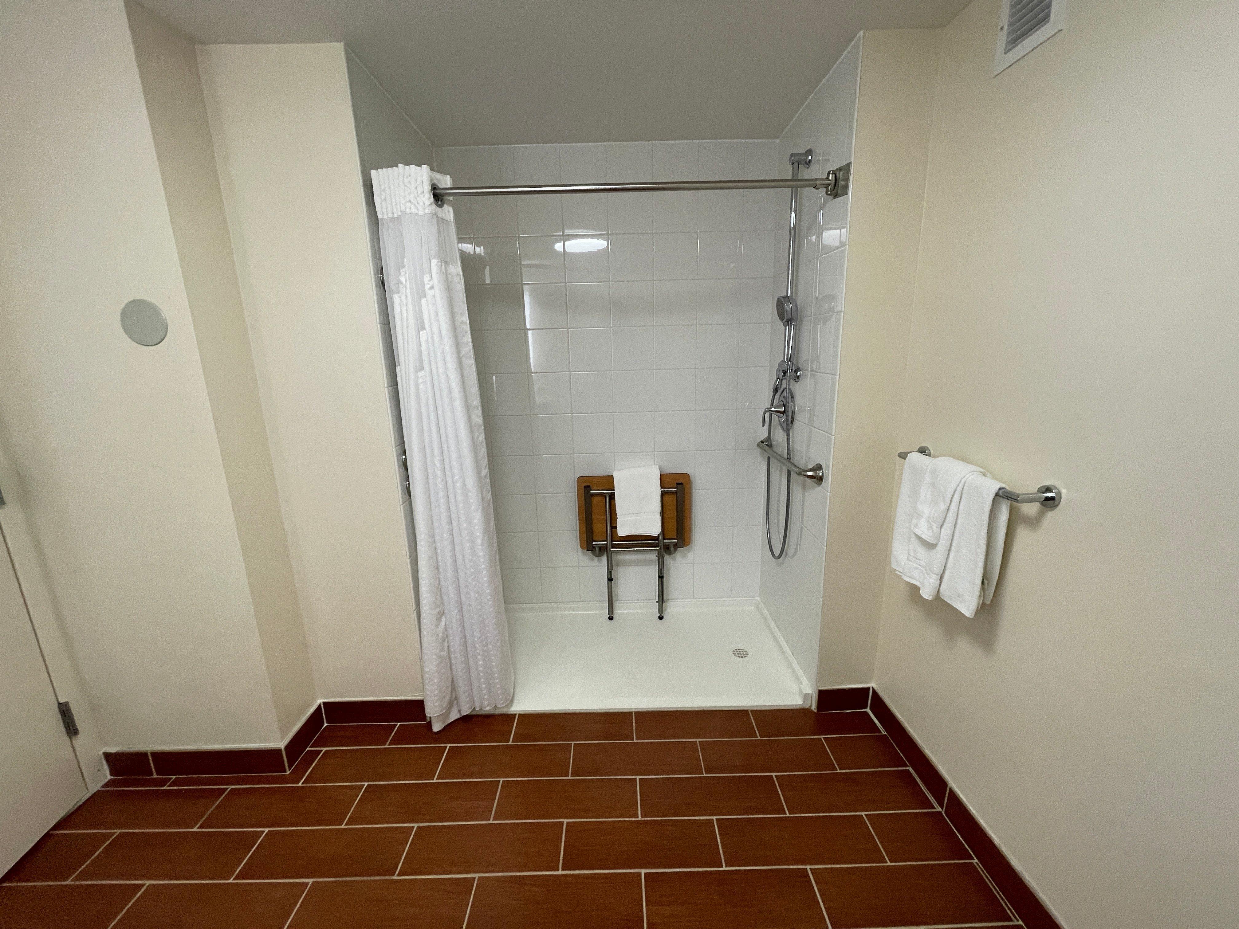 Holiday Inn Bangor By Ihg Exteriör bild