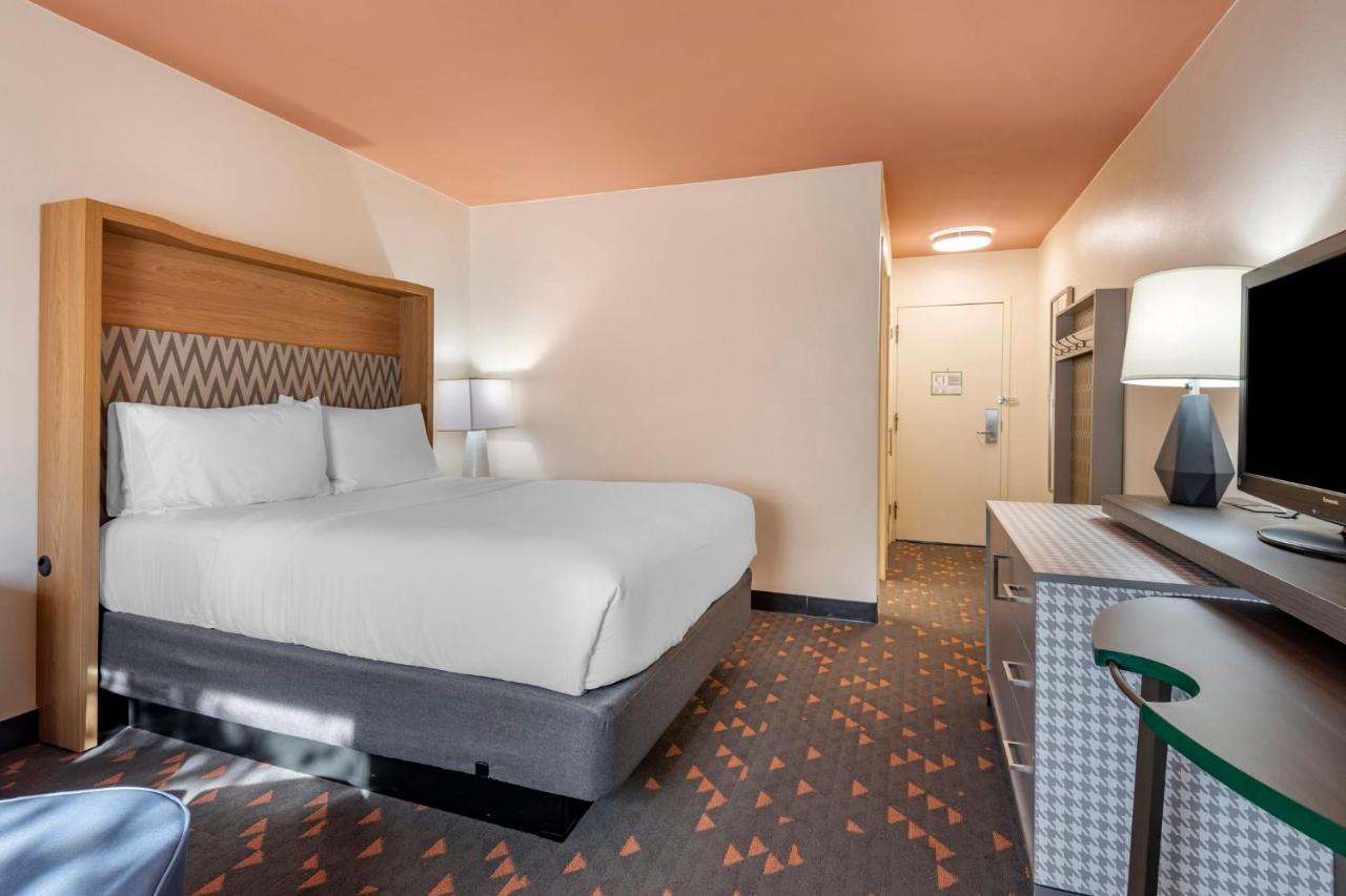 Holiday Inn Bangor By Ihg Exteriör bild